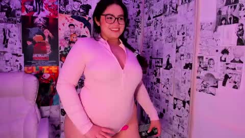 mei mei uwu online show from May 24, 3:47 am