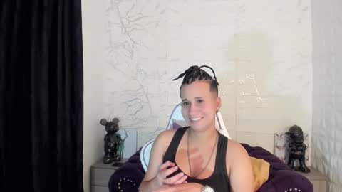 im_milan_rs online show from February 26, 3:25 am