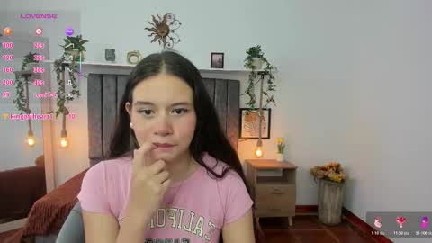 im_tulipan online show from March 15, 8:01 pm