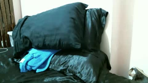 im_your_secret online show from November 22, 10:24 am