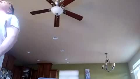 Iminyourroom online show from March 1, 4:00 pm