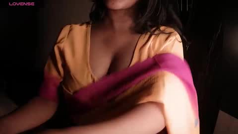 Snapshot of imlovelyrose chatting on October 23, 7:26 pm ROSE online show from October 23, 7:26 pm