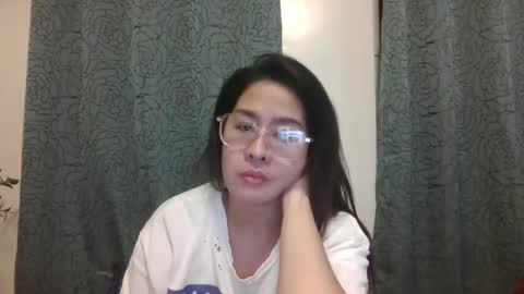 Immaculate02 online show from March 26, 5:29 pm