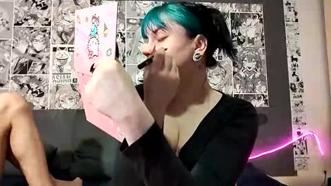 Sam and Jen online show from December 14, 10:32 am