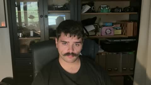 imnothuman22 online show from November 17, 2:19 pm