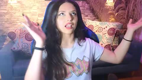 Karen  online show from November 13, 8:00 pm