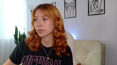 Sienna online show from September 15, 8:43 pm