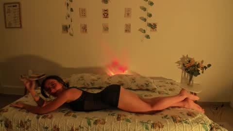 Aurora online show from October 22, 11:06 pm