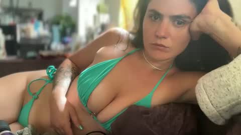 InBedWithLexi online show from April 10, 6:23 pm