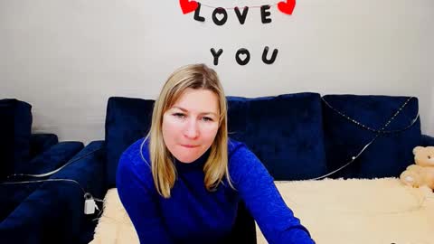 incredible_ariela online show from February 5, 10:08 am