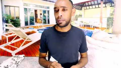 indianmagicmike69 online show from December 2, 6:45 am