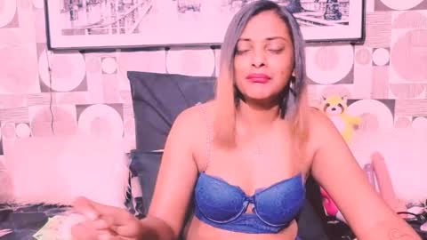 indianplaymate online show from October 26, 7:31 am