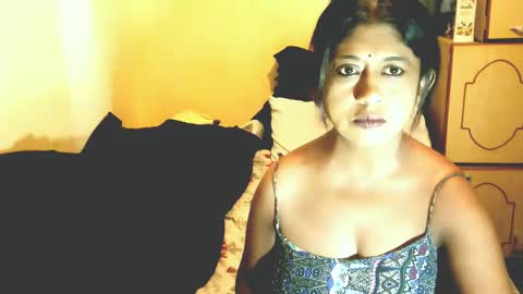 indianpleasures21 online show from March 31, 5:41 am