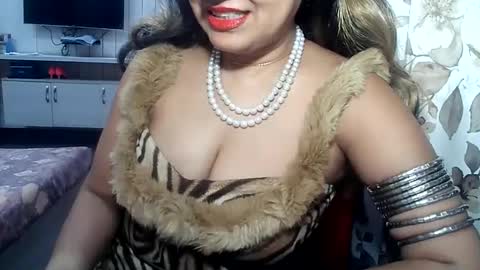 Radha online show from February 26, 5:42 pm