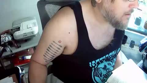 BroLOU online show from May 5, 6:46 pm