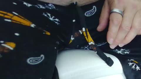 Hanging Out online show from January 6, 12:31 pm