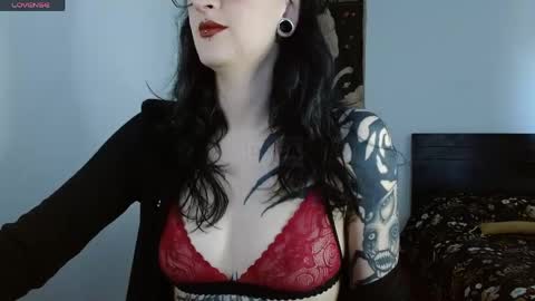 Valerie online show from May 16, 4:27 pm