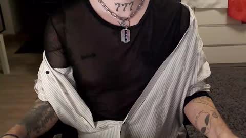 Kyle online show from November 15, 1:40 am