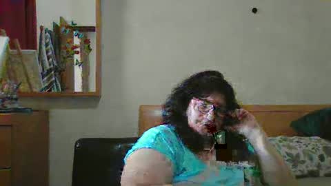 inna46_ online show from May 13, 11:20 am