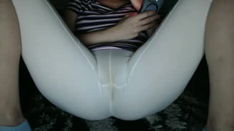 Snapshot of inocentekitty chatting on January 17, 9:06 pm Alessia online show from January 17, 9:06 pm