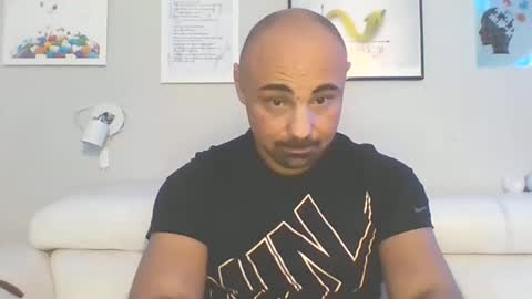 Snapshot of insaneman0502 chatting on February 3, 3:09 am insaneman0502 online show from February 3, 3:09 am