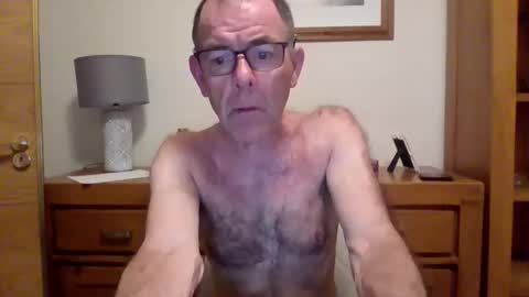 inthemood63 online show from June 3, 12:57 am