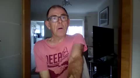 inthemood63 online show from June 1, 6:42 pm