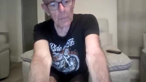 inthemood63 online show from May 29, 9:57 pm