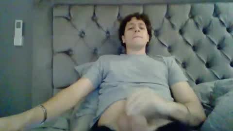 WillyTripleXxx online show from April 23, 4:42 am