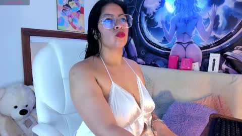 Irene Casas online show from March 4, 3:03 am