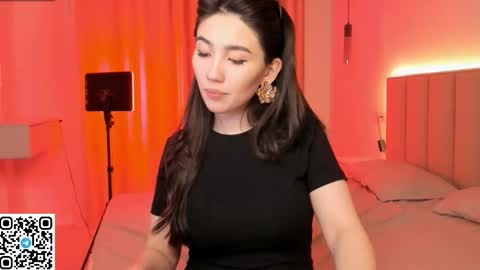 iris on cam online show from March 8, 12:11 am