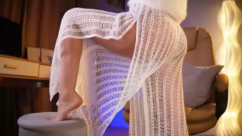 Iris online show from January 17, 7:33 pm