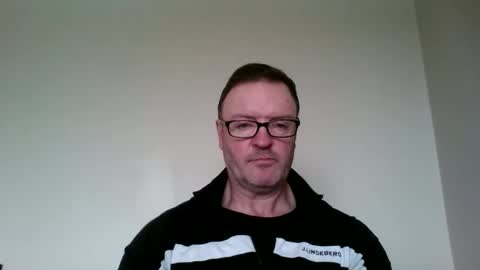 irish_pipe online show from April 10, 9:36 am