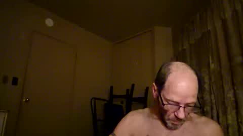 irishborn64 online show from November 26, 8:00 am