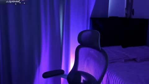 Iris Moira  online show from February 9, 12:42 pm