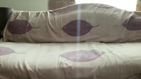 irnwdzyzaokq online show from March 12, 9:29 pm