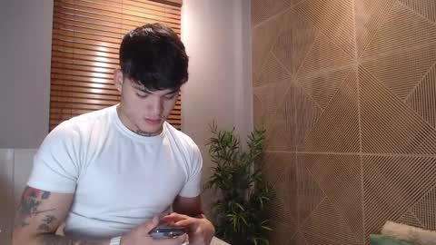 Iron Tous online show from April 2, 9:11 pm