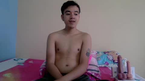 irondante01 online show from March 31, 12:27 pm