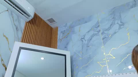 Sandy  online show from September 29, 12:15 pm