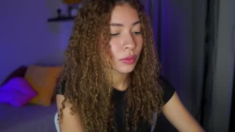 isa_____ online show from October 28, 1:06 am