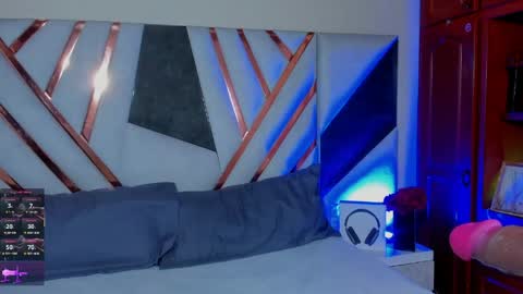 isa_kolins online show from March 24, 11:16 am