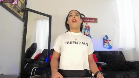 isabella online show from December 16, 9:21 pm