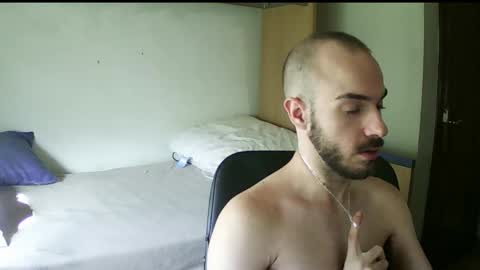 Isaac99c online show from September 25, 8:32 am