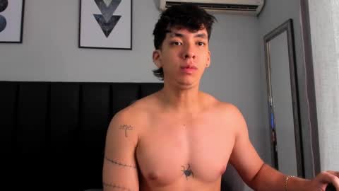 isaac_cryston online show from March 6, 7:54 pm