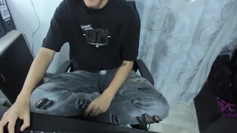 Isaac online show from October 4, 3:15 am