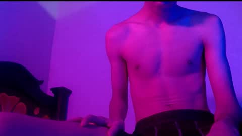 isaac online show from February 23, 7:33 am