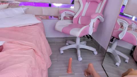 isabella_gomez11 online show from January 12, 7:31 pm