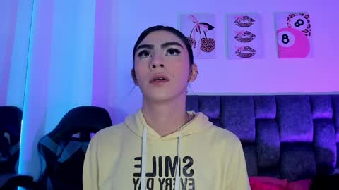 Isabella Moon9 online show from April 7, 12:18 pm