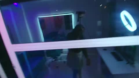 Isabella  online show from May 29, 2:09 am