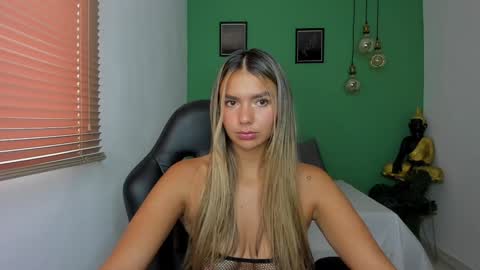 Isabella online show from February 4, 6:27 pm